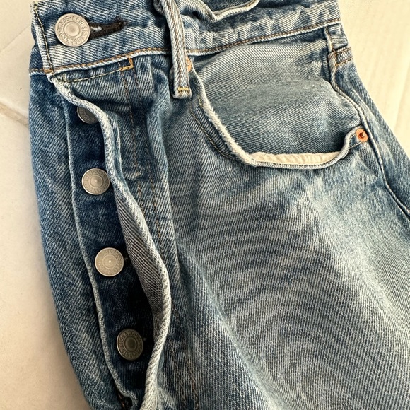 Levis 501’s Size W32 L34 - Picture 11 of 11